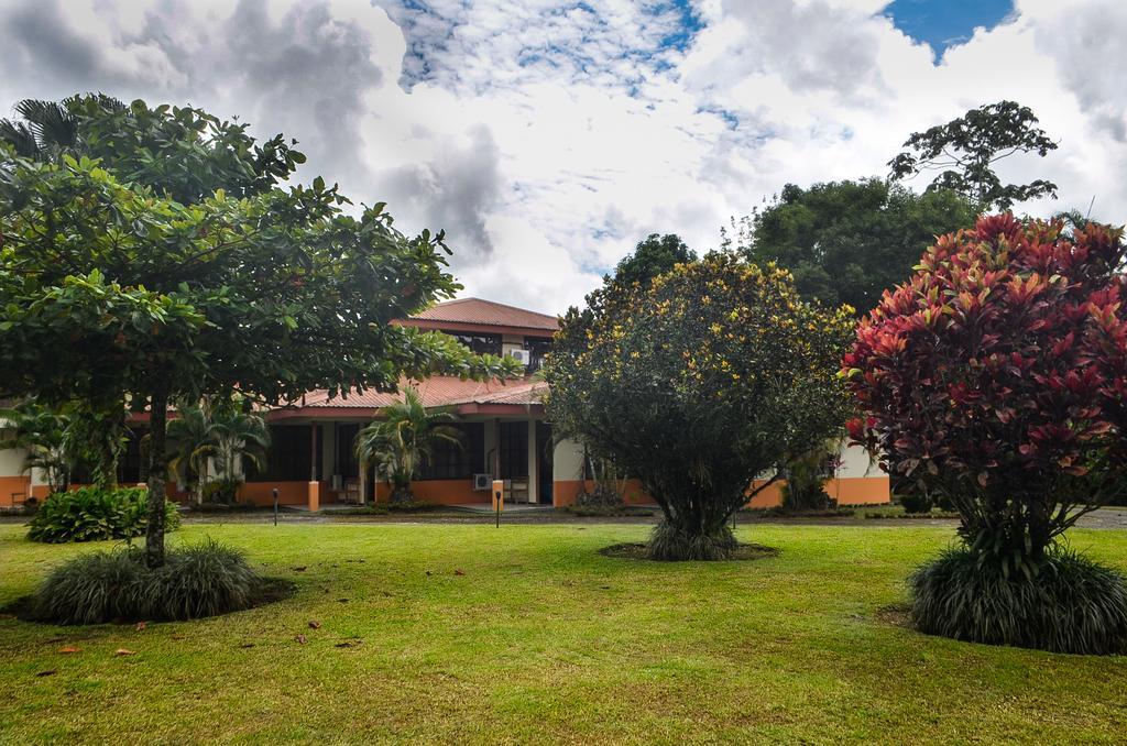 Hotel Befox Adventure La Fortuna Exterior foto