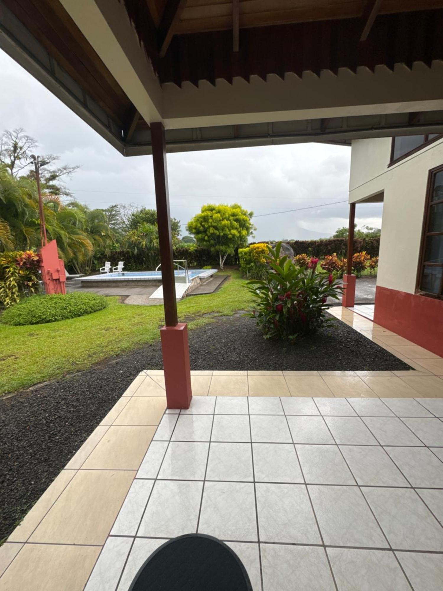 Hotel Befox Adventure La Fortuna Exterior foto